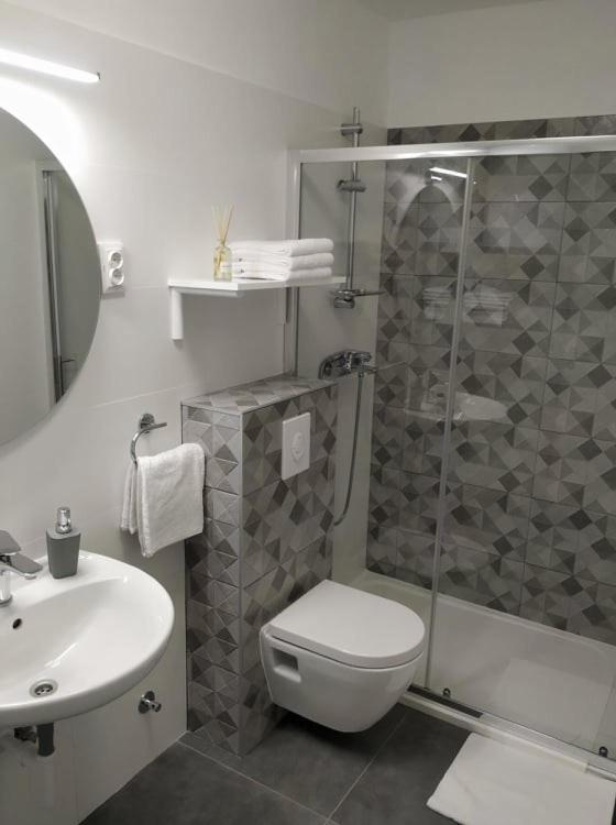 Memory Box Apartman - 希贝尼克 外观 照片